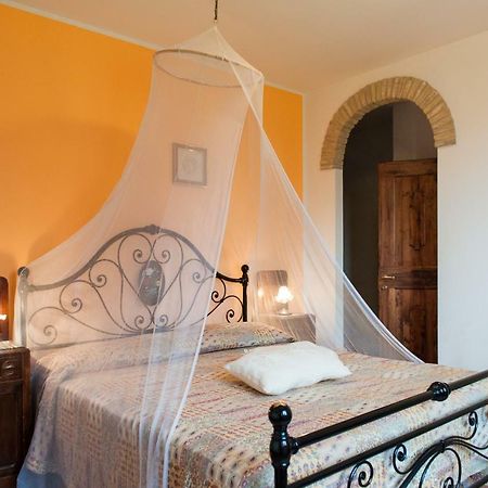 Agriturismo Wine Casale Villa Chiara Torgiano Extérieur photo